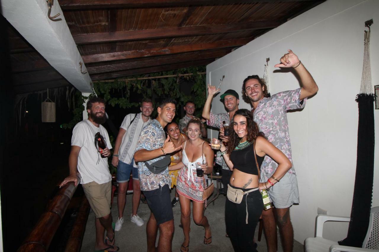 Sapa Inka Hostel Montanita Bagian luar foto